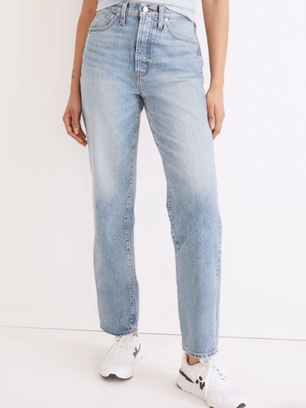 Madewell The Perfect Vintage Straight Jean in Seyland Wash 24